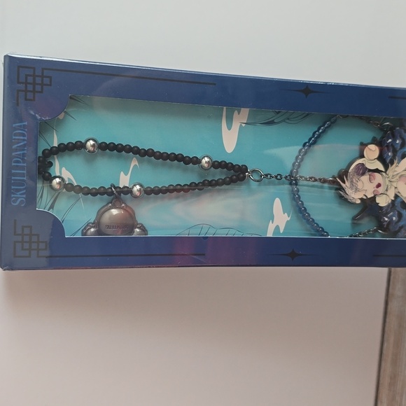 Popmart SkullPanda-The Mirage Series Pendant - Picture 5 of 5